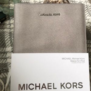 Michael Kors iPad Sleeve Taupe/Grey NWT